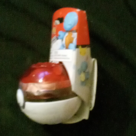 POKEMON CHRISTMAS/Hanukkah special BuNdLe of Cards&PokeBalls,Discounted! - Picture 8 of 10